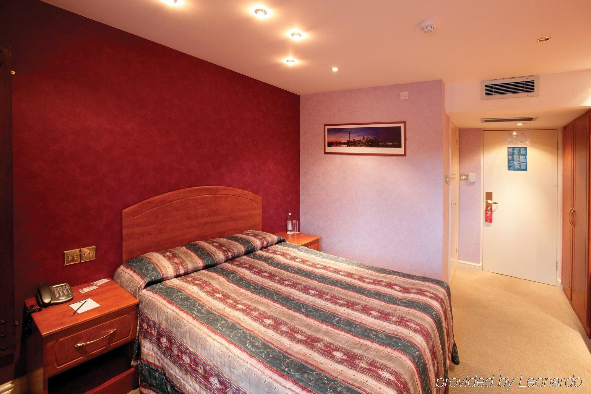 The Peacock Townhouse Hotel Kenilworth - Warwick Habitación foto